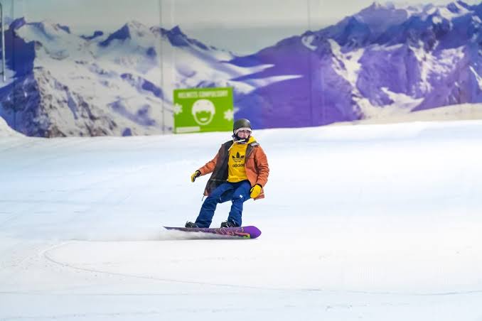 5 Best Snowboarding Training Services in Magdeburg - Develop balance and confident downhill control